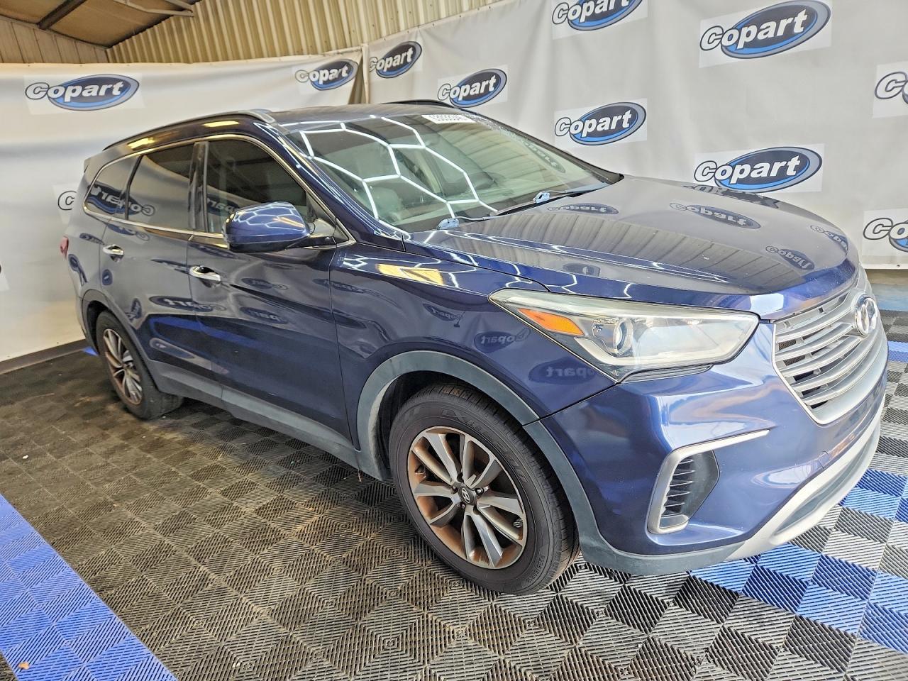 2017 Hyundai Santa Fe Se - Фото 4