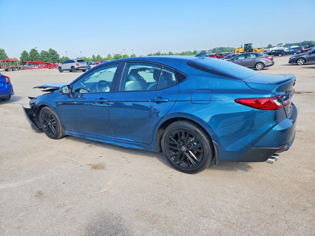 2026 Toyota Camry Se - Фото 2