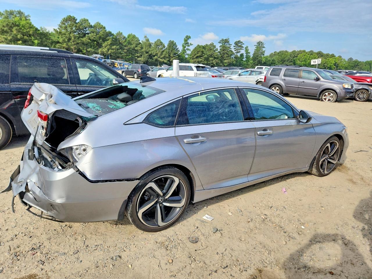 2021 Honda Accord Sport - Фото 3