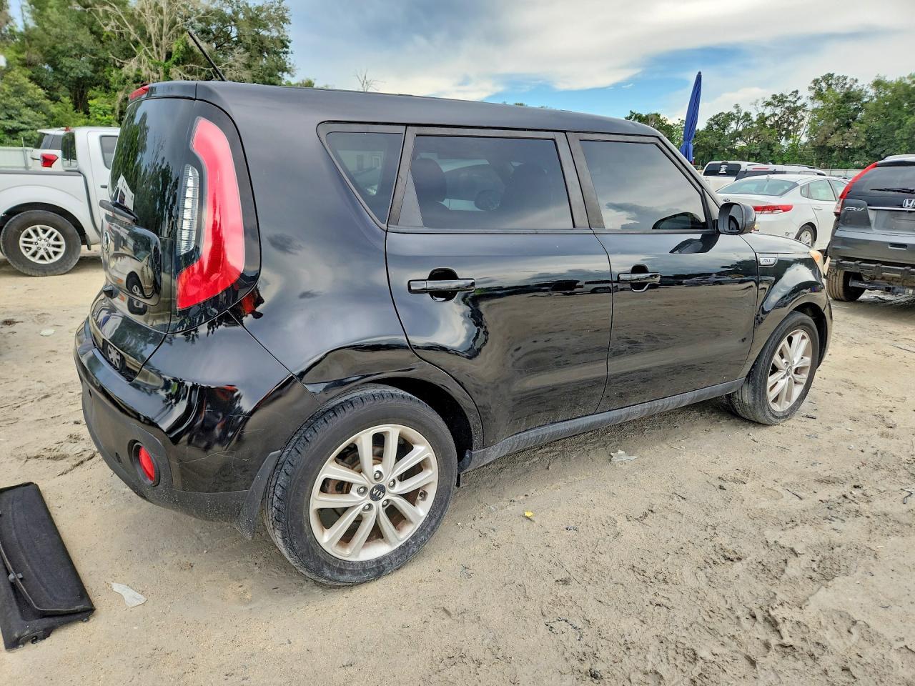 2017 Kia Soul + - Фото 3