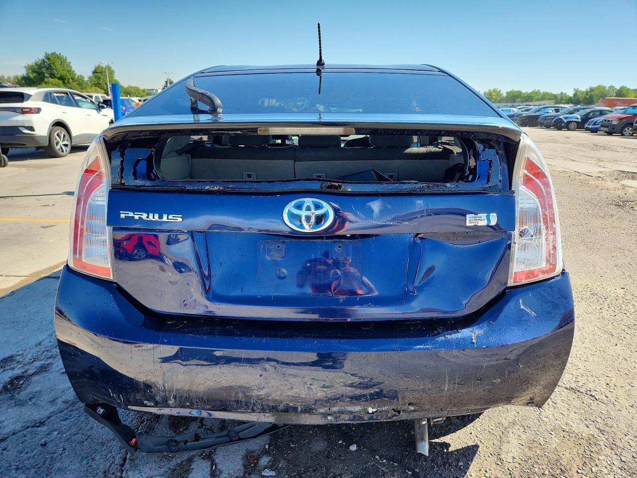 2014 Toyota Prius Two - Фото 6