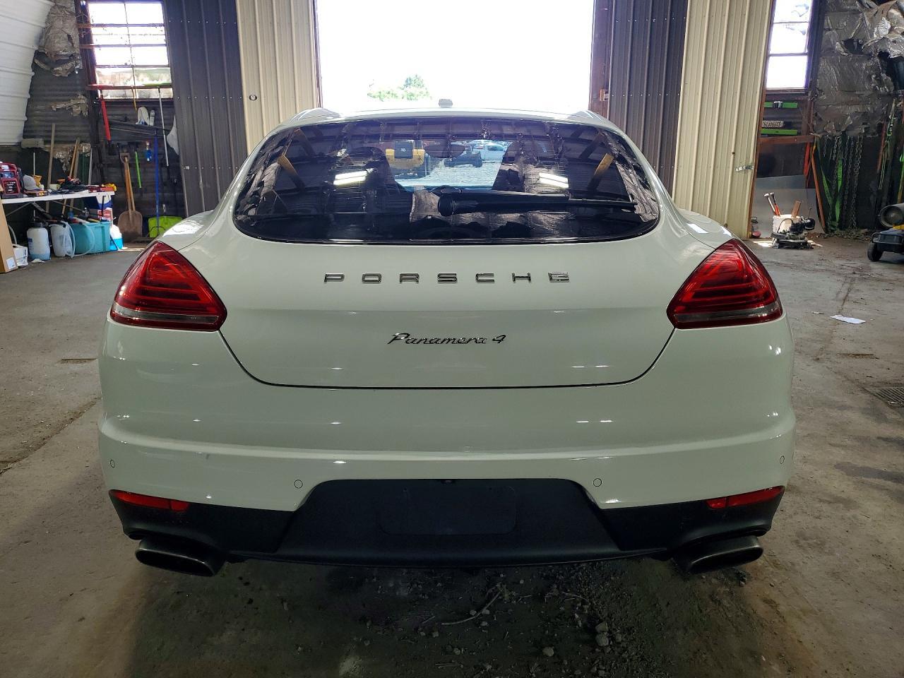 2015 Porsche Panamera 2 - Фото 6