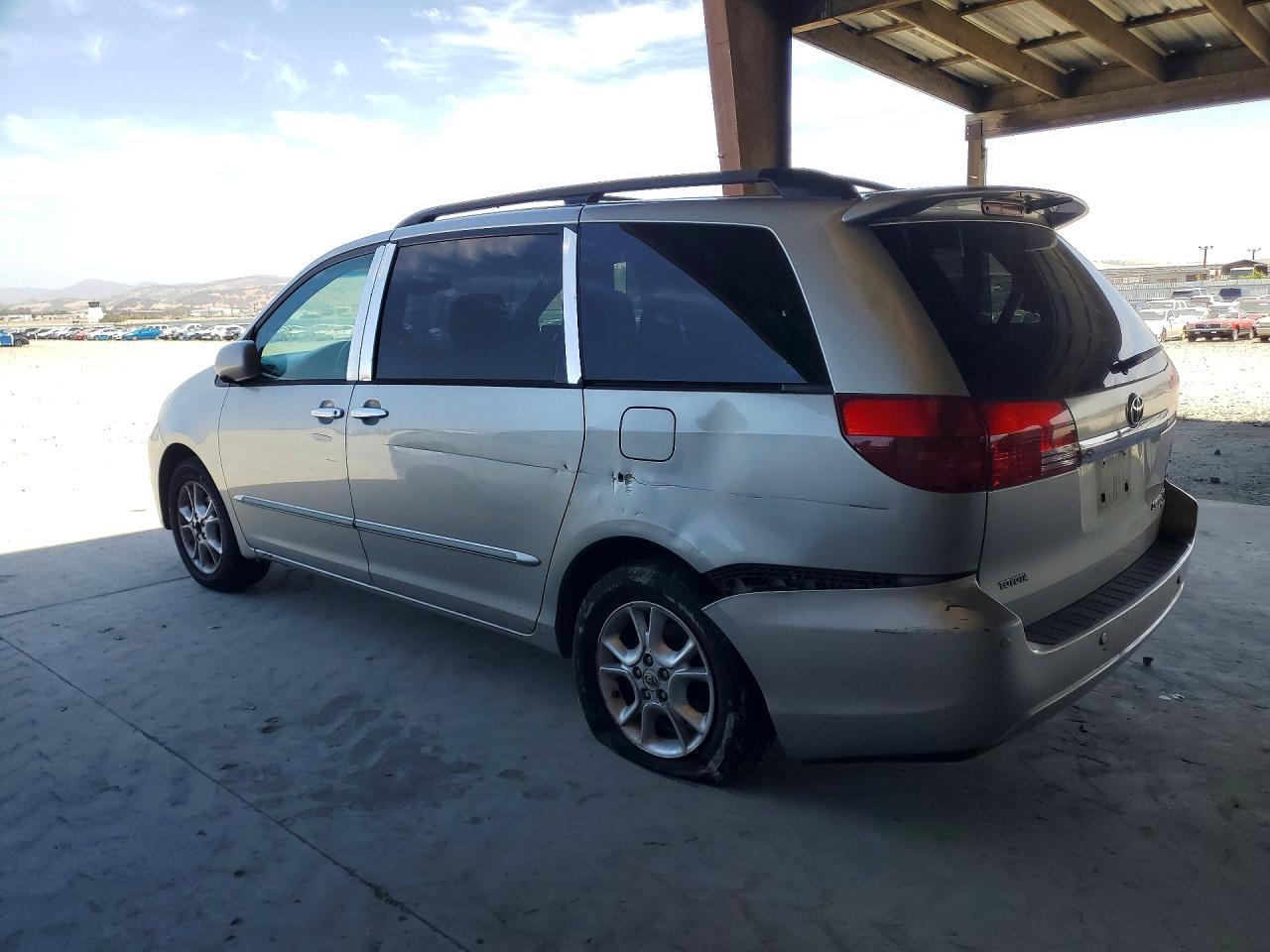 2005 Toyota Sienna Xle Limited 7 Passenger - Фото 2