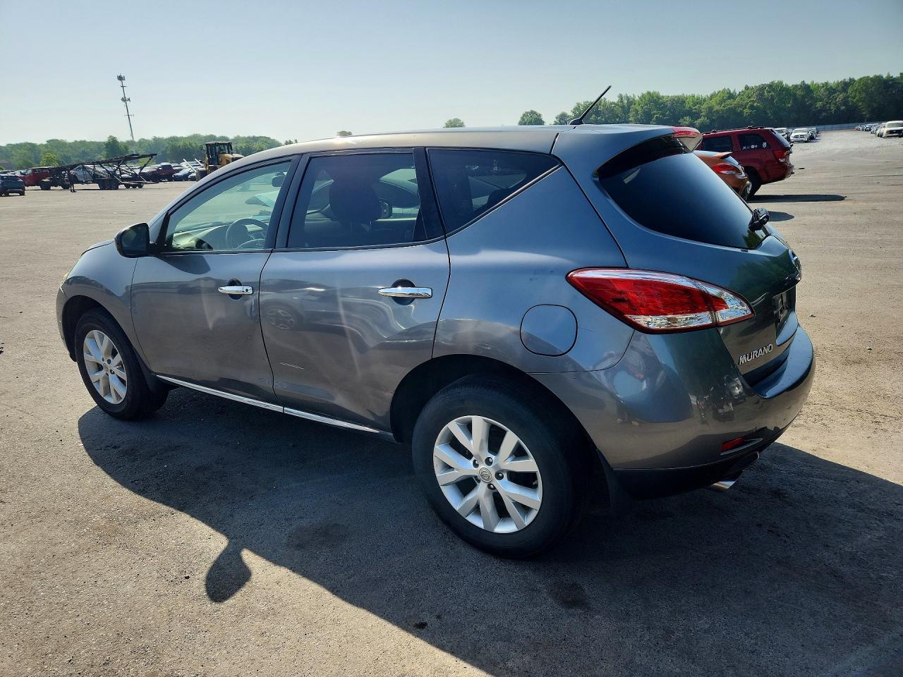 2014 Nissan Murano S - Фото 2