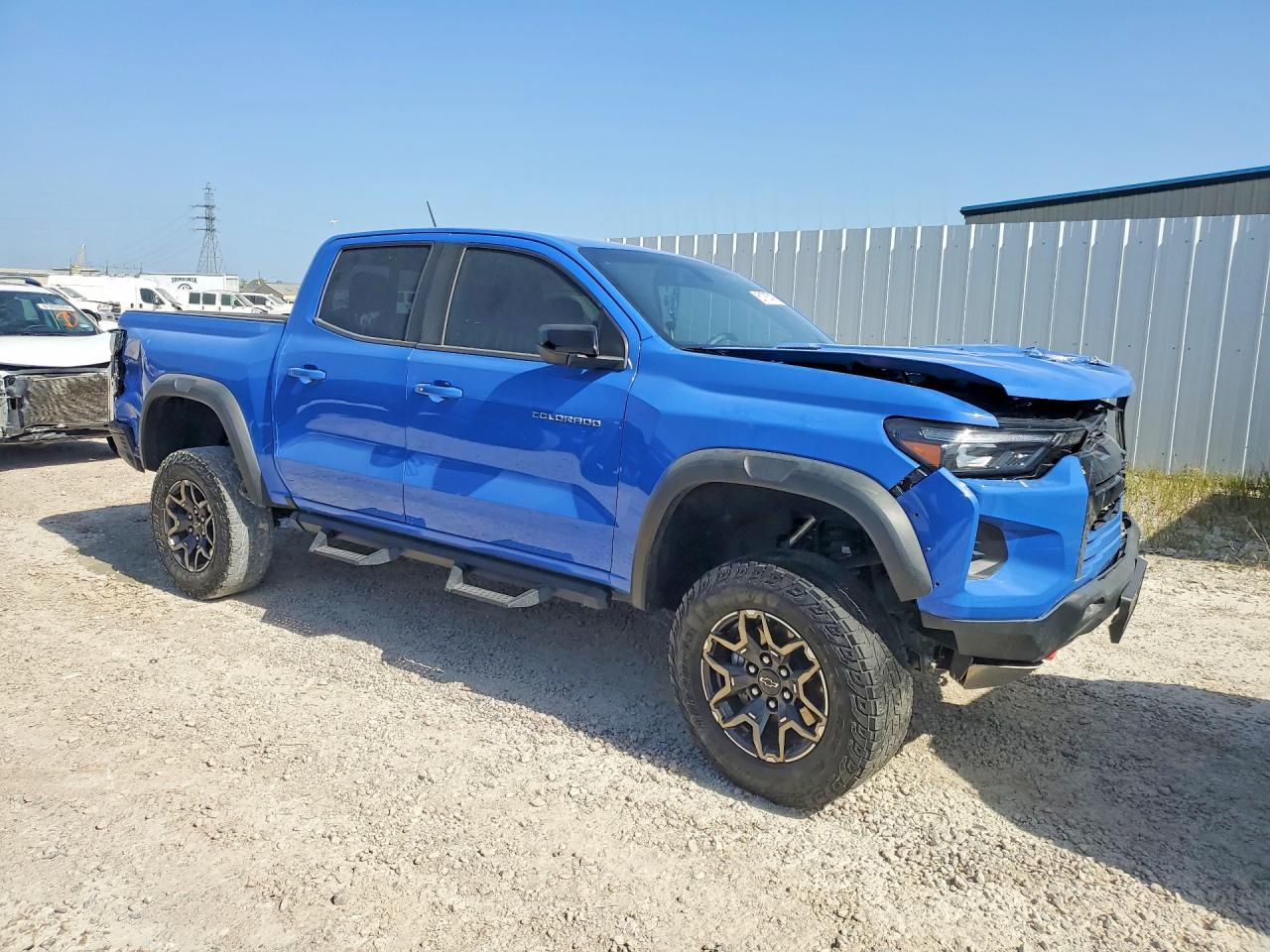 2025 Chevrolet Colorado Zr2 - Фото 4