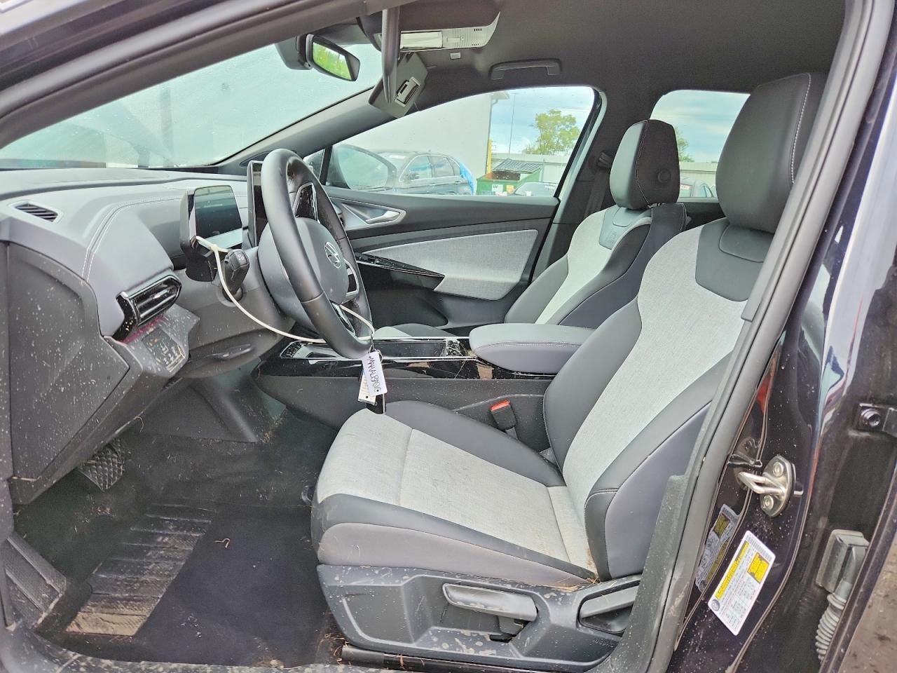2025 Volkswagen Id.4 Pro - Фото 7