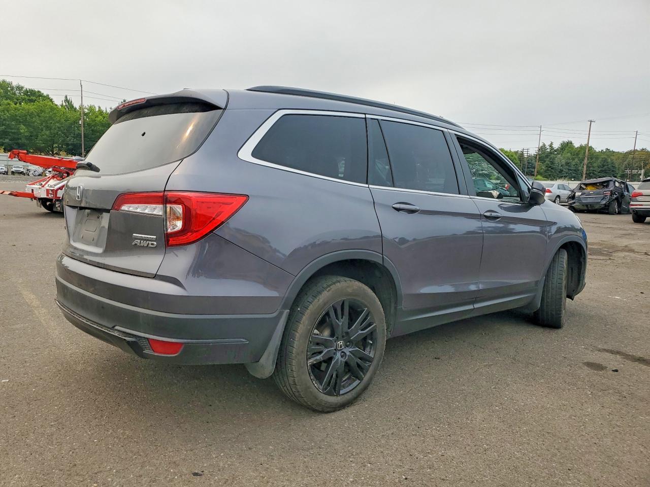 2022 Honda Pilot Se - Фото 3