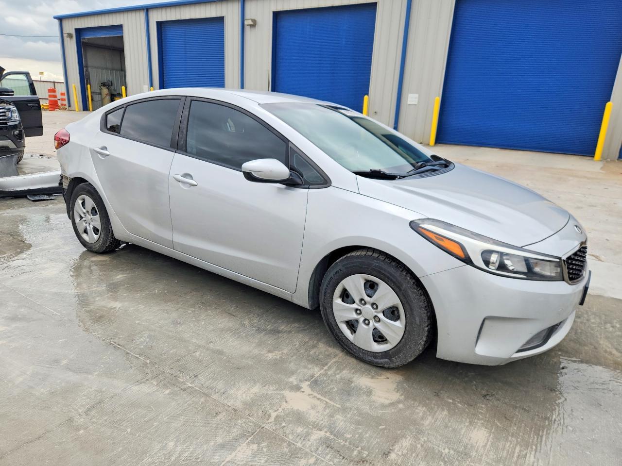 2017 Kia Forte Lx - Image 4