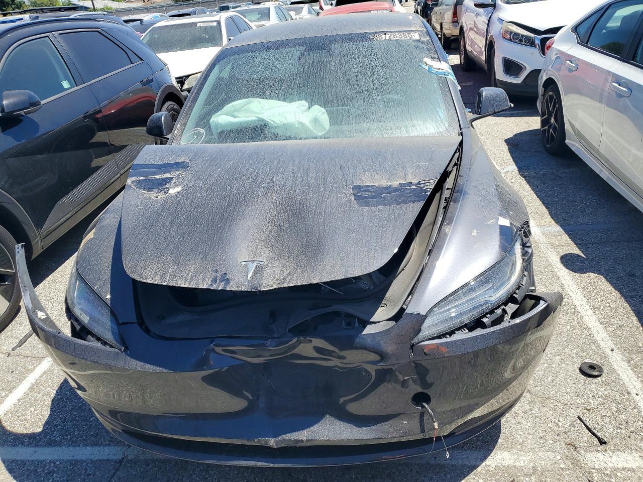 2024 Tesla Model 3 - Image 5
