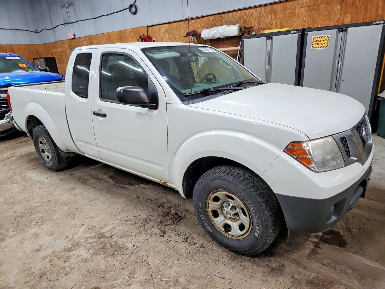 2015 Nissan Frontier S - Image 4