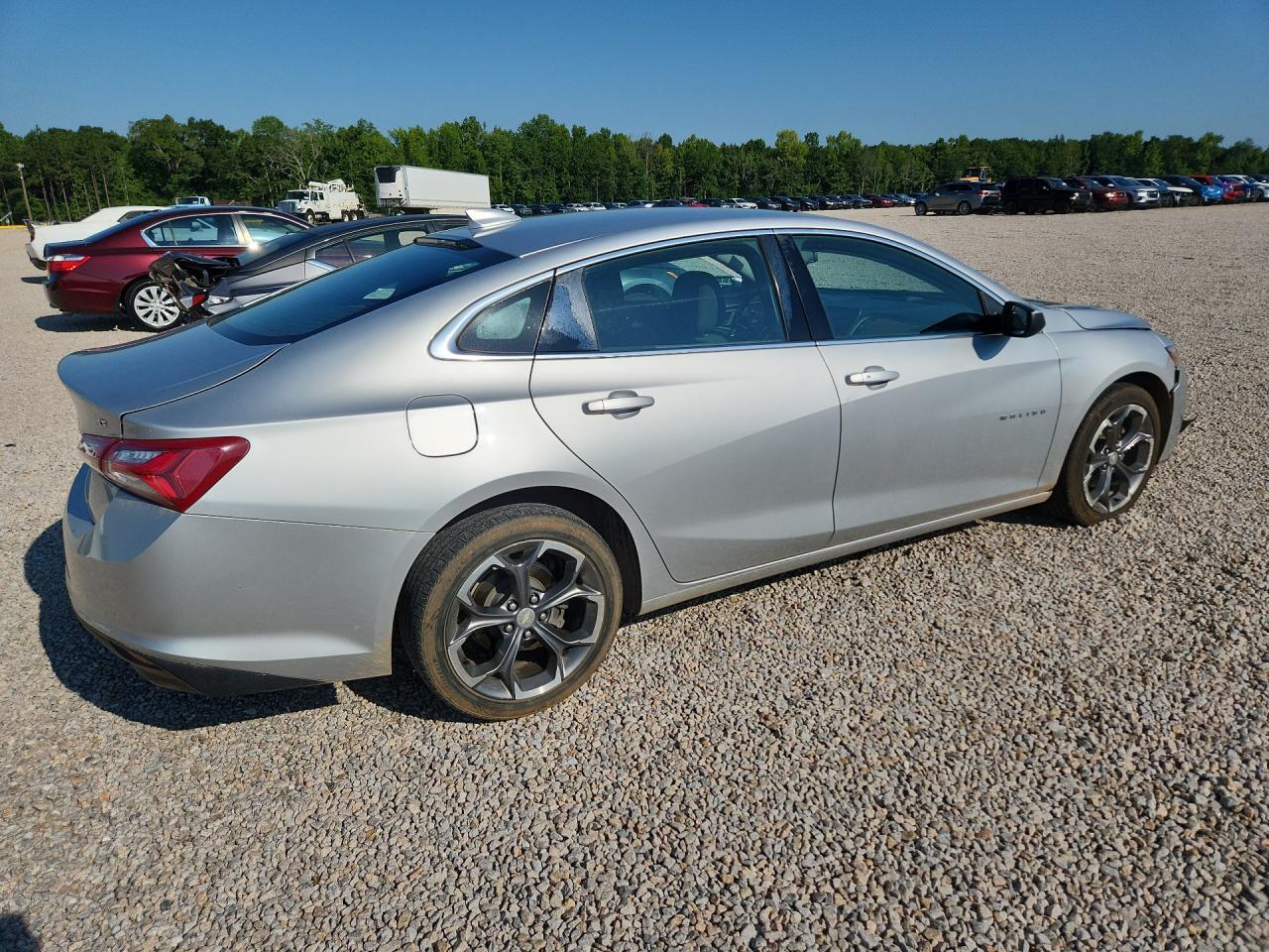 2021 Chevrolet Malibu Lt - Фото 3