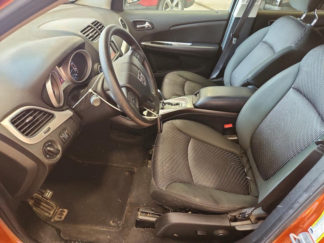 2011 Dodge Journey Mainstreet - Image 7