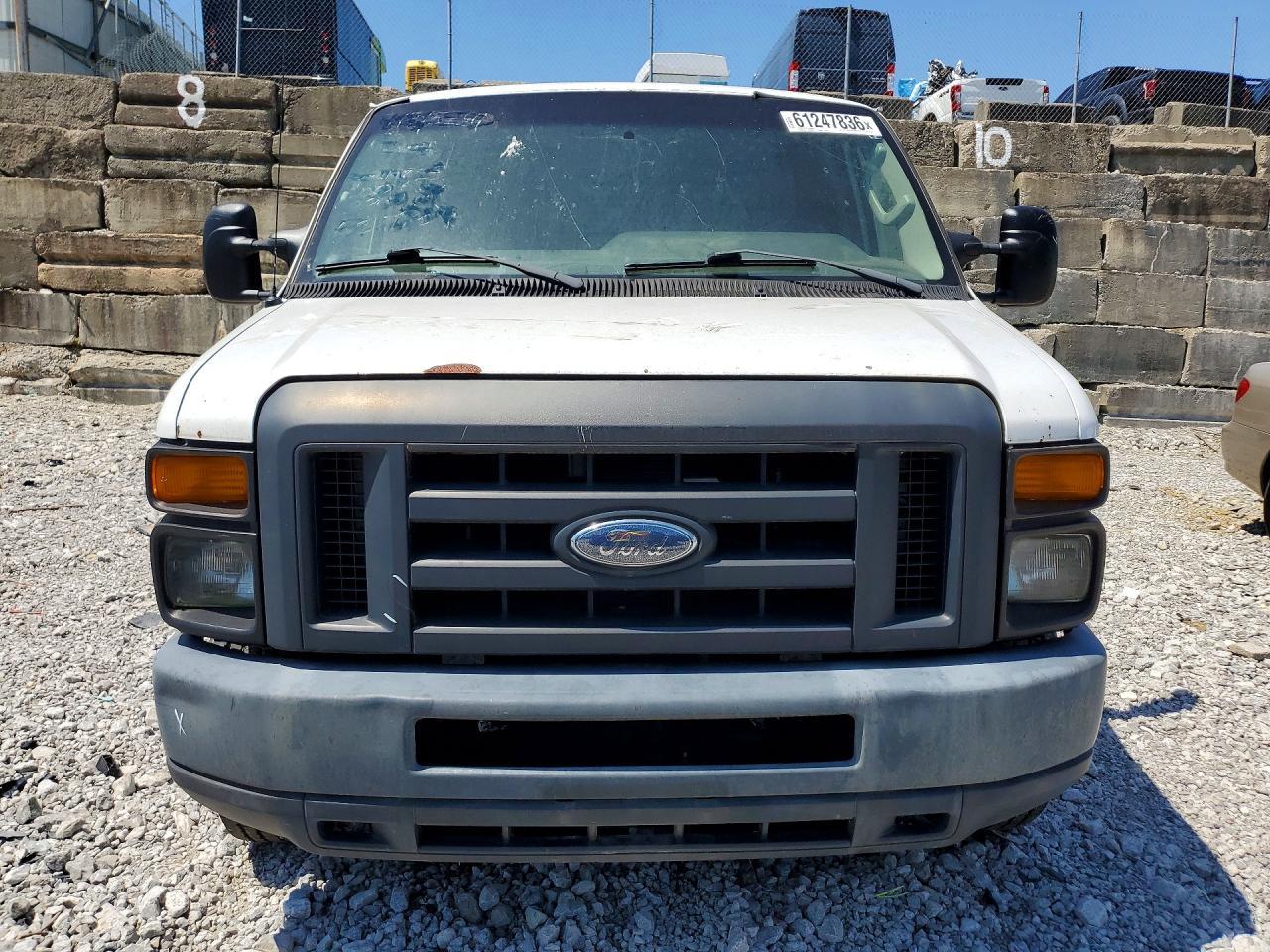2014 Ford Econoline E350 Super Duty Van - Фото 5