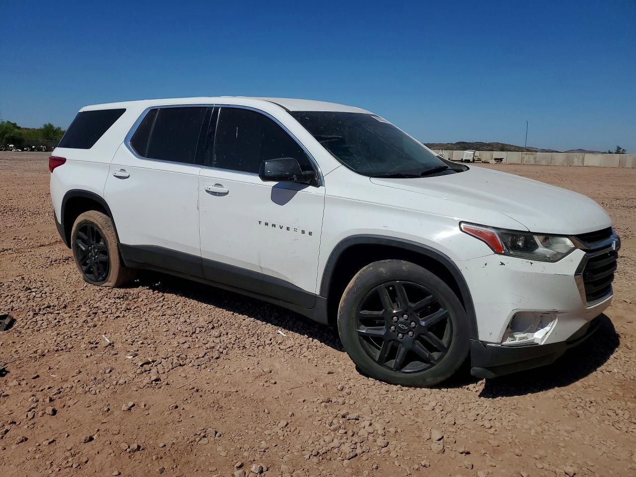 2020 Chevrolet Traverse Ls - Image 4