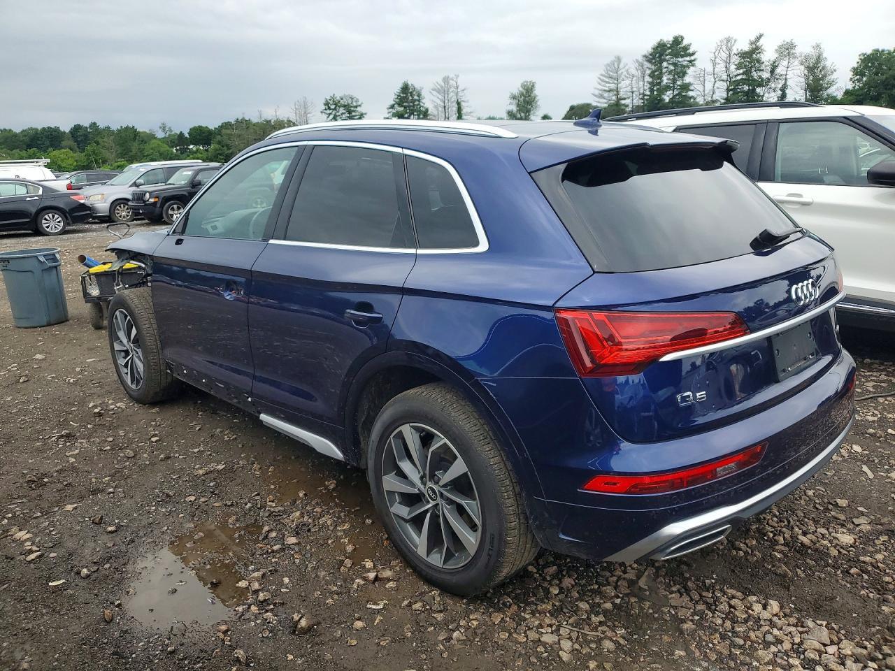 2022 Audi Q5 Premium Plus 45 - Фото 2