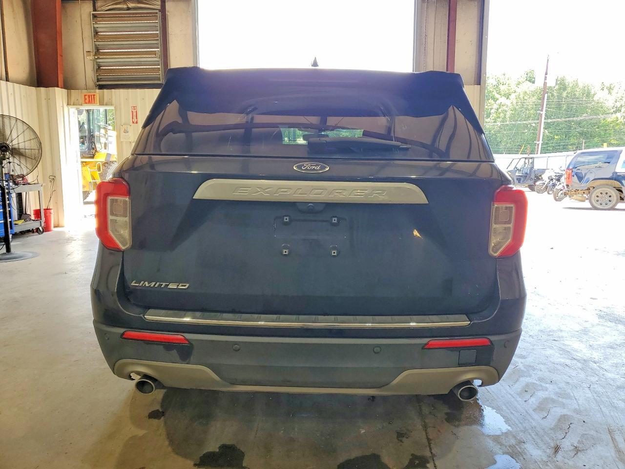 2023 Ford Explorer Limited - Image 6