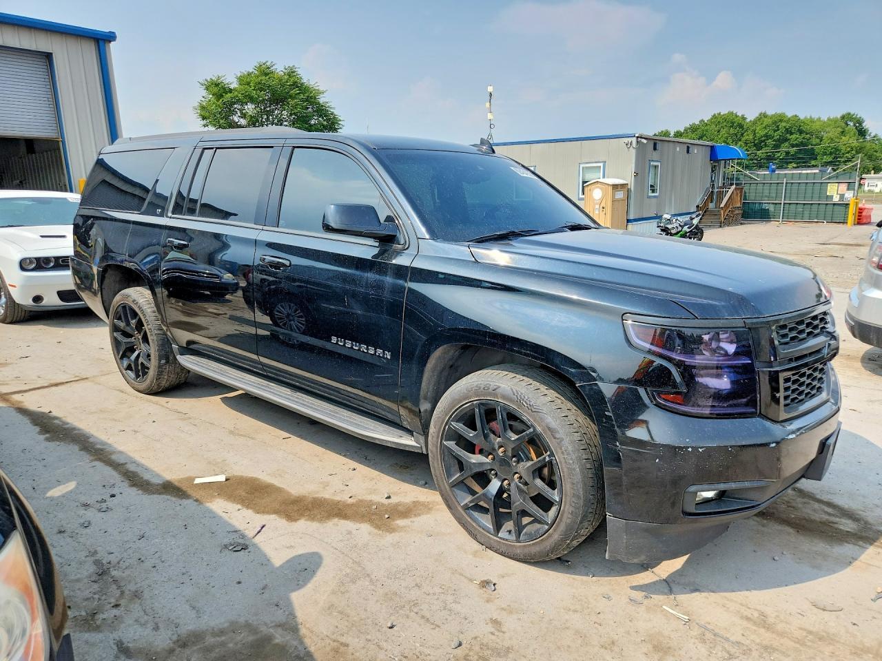 2019 Chevrolet Suburban K1500 Lt - Фото 4