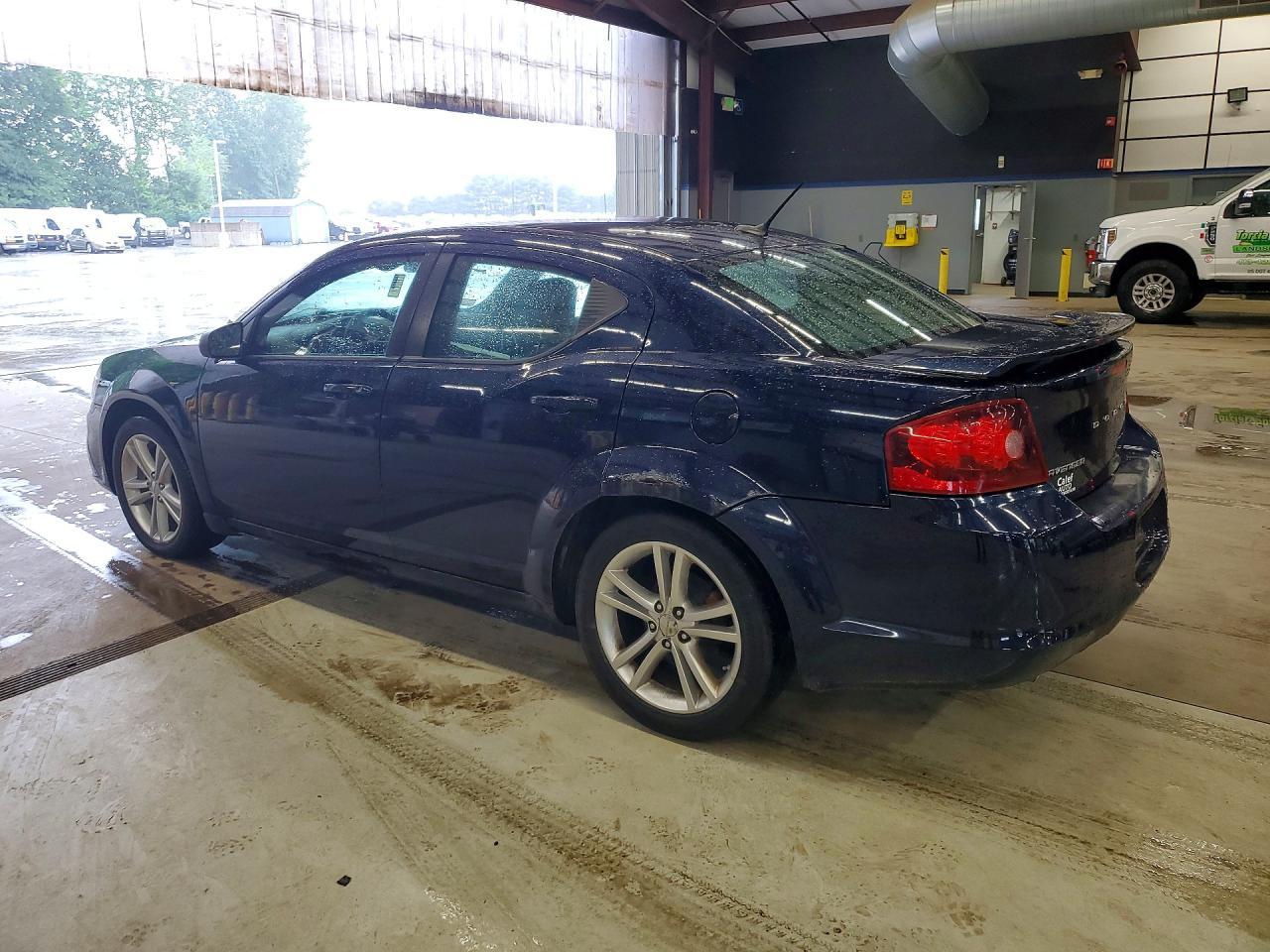 2014 Dodge Avenger Se - Фото 2