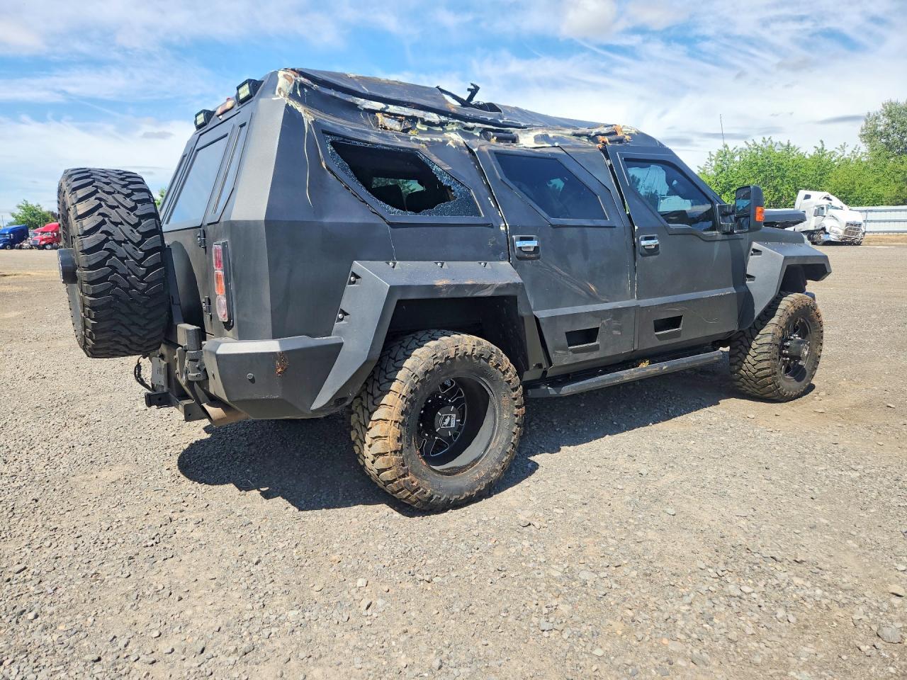 2016 Ford F450 Super Duty - Image 3