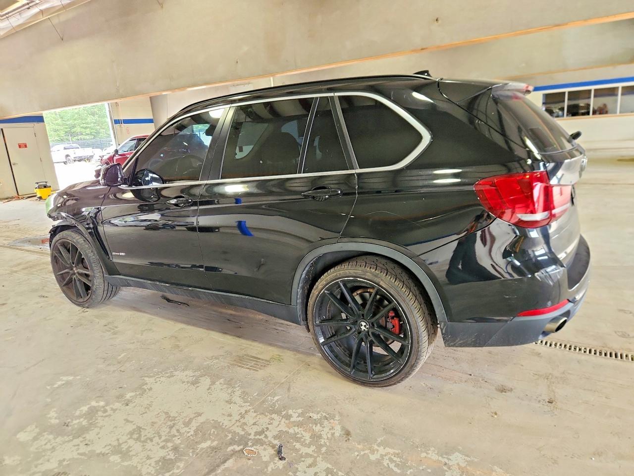 2016 BMW X5 Sdrive35I - Фото 2