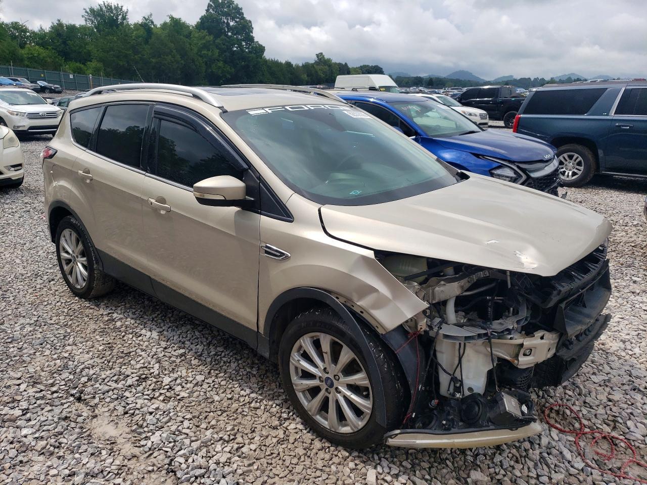 2017 Ford Escape Titanium - Image 4