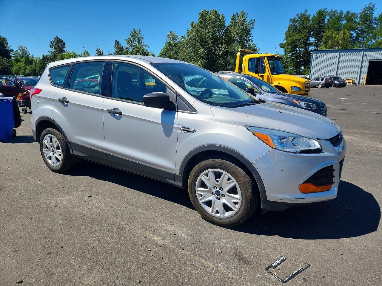 2013 Ford Escape S - Фото 4
