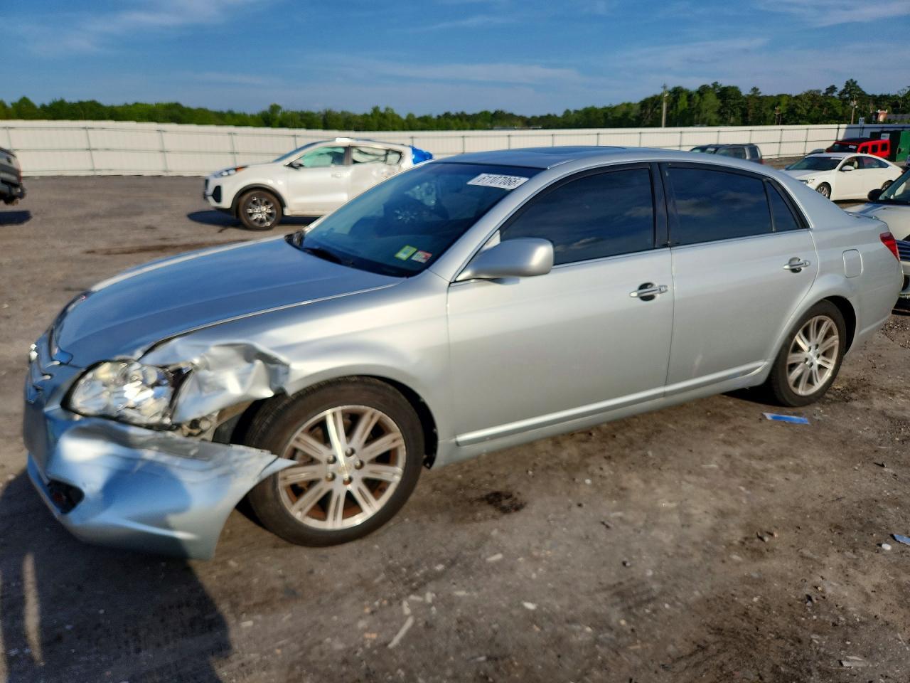 2005 Toyota Avalon Limited