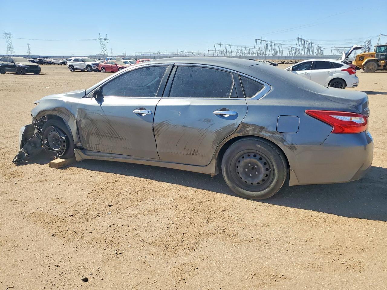 2016 Nissan Altima 2.5 S - Фото 2