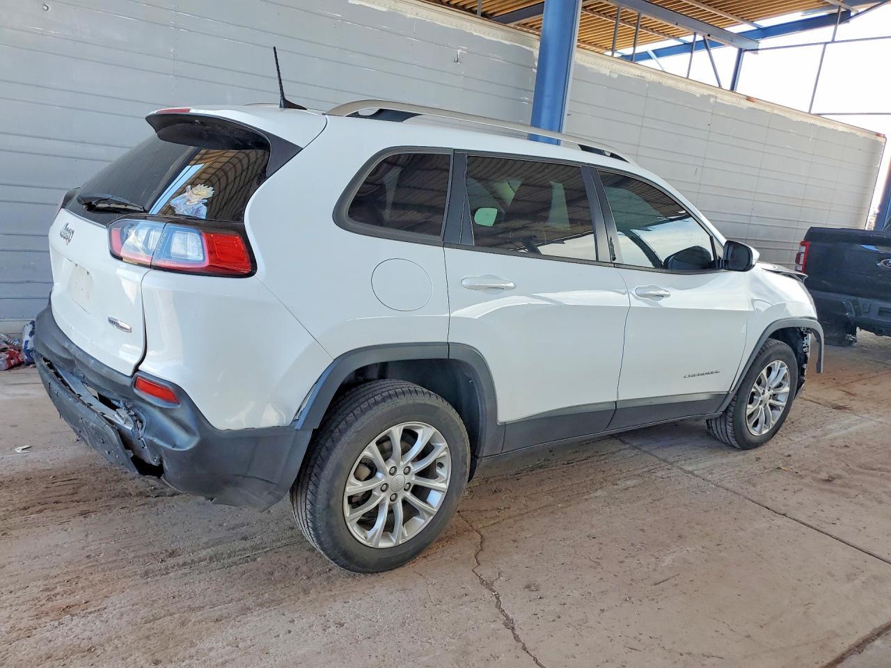 2020 Jeep Cherokee Latitude - Фото 3