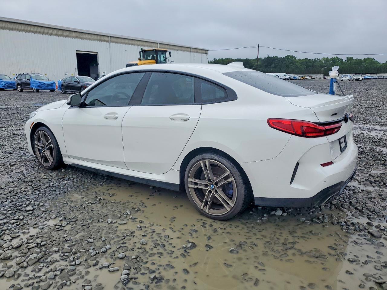 2020 BMW M235Xi - Фото 2