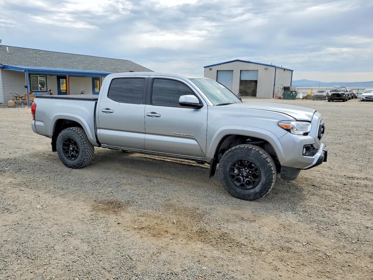 2022 Toyota Tacoma Sr5 V6 - Image 4