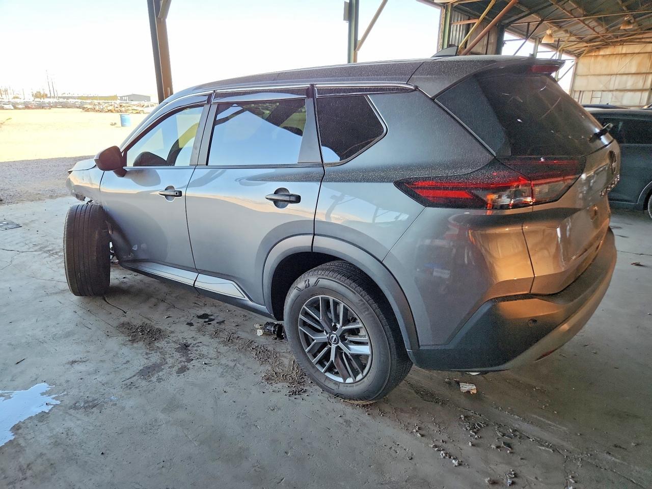 2023 Nissan Rogue S - Фото 2