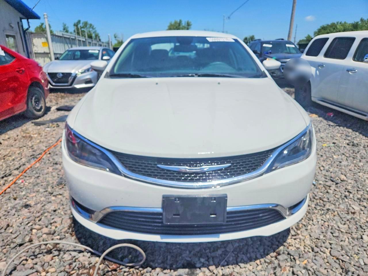2015 Chrysler 200 Limited - Фото 5