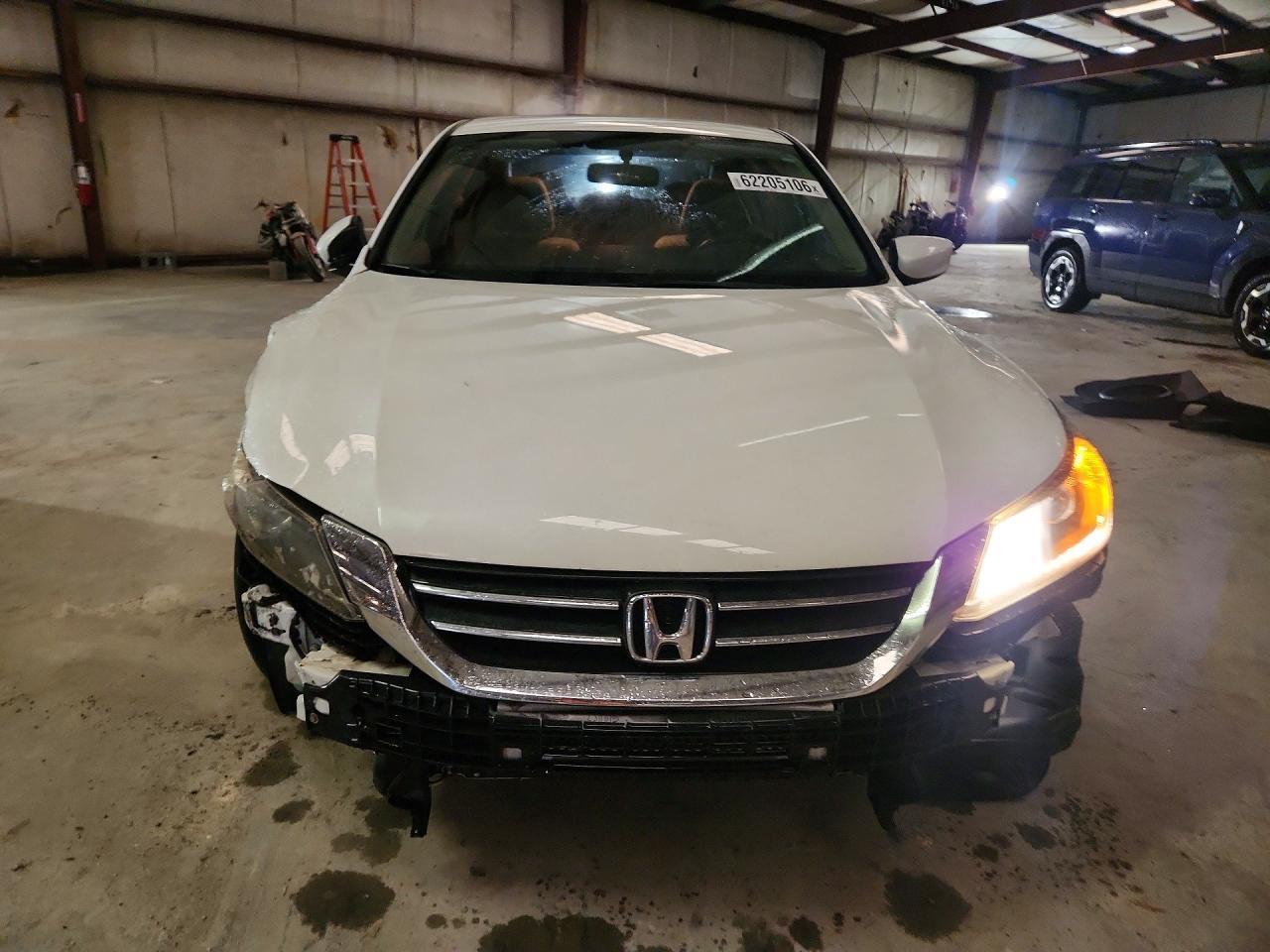 2014 Honda Accord Lx - Image 5