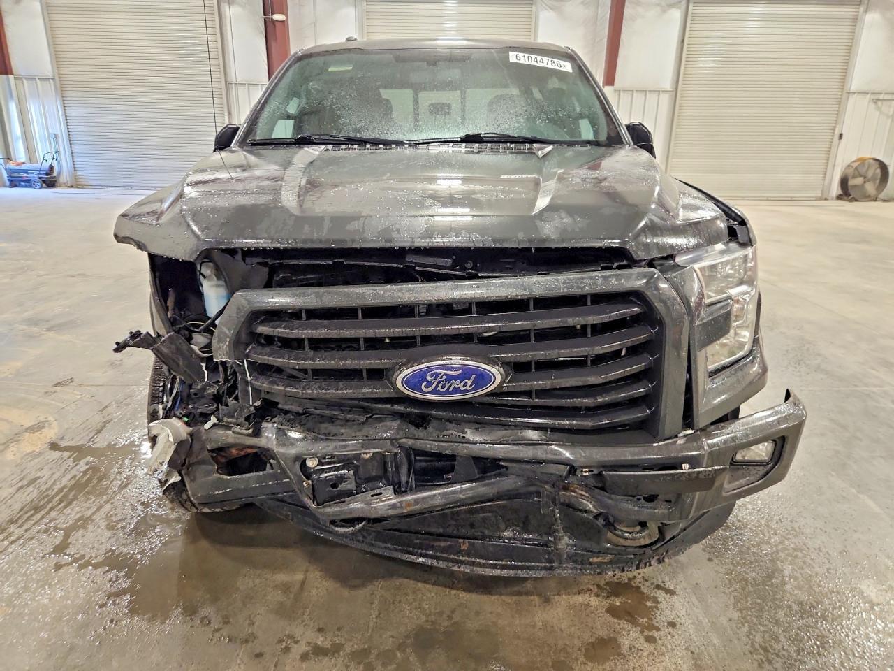 2016 Ford F150 Supercrew - Image 5