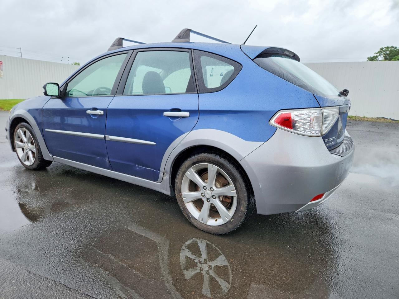 2011 Subaru Impreza Outback Sport - Фото 2