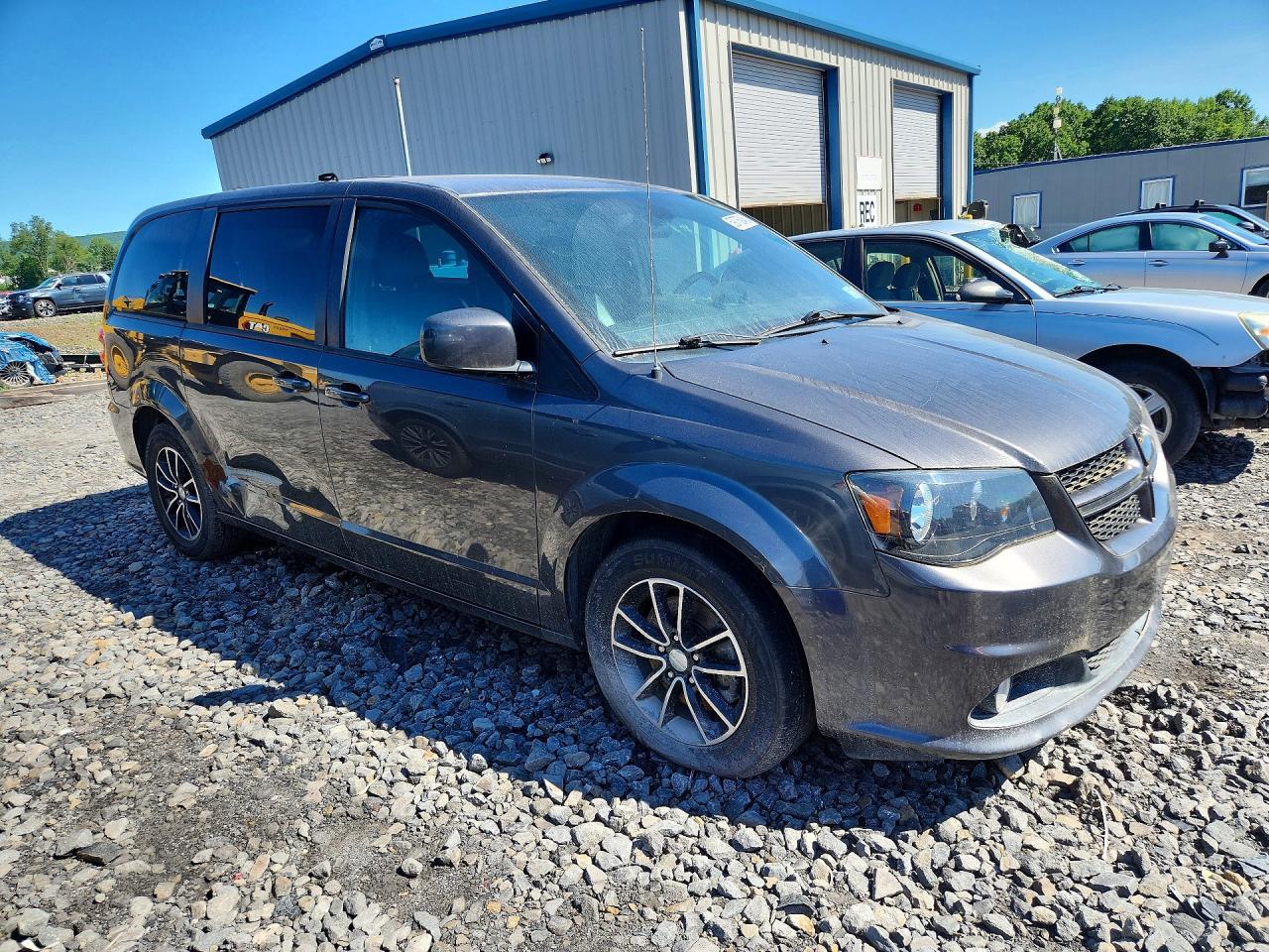 2019 Dodge Grand Caravan Gt - Image 4