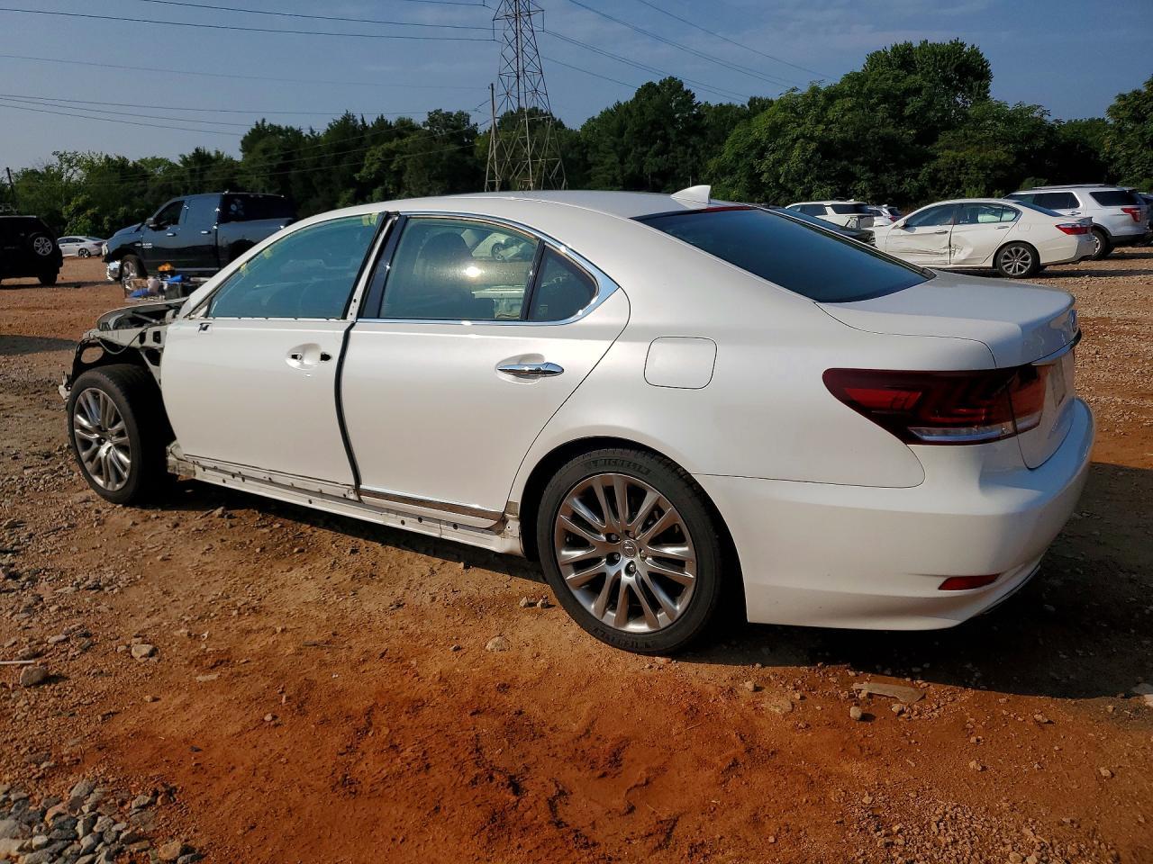2014 Lexus Ls 460 - Image 2