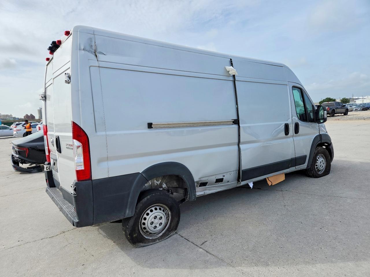 2025 Ram Promaster - Delivery Van - Фото 3