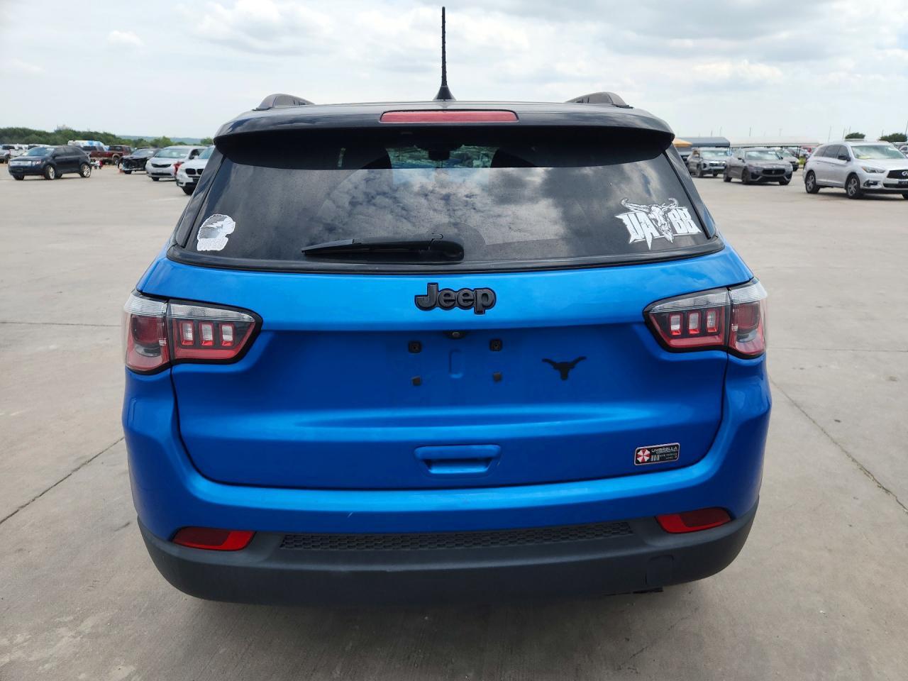 2020 Jeep Compass Latitude - Фото 6