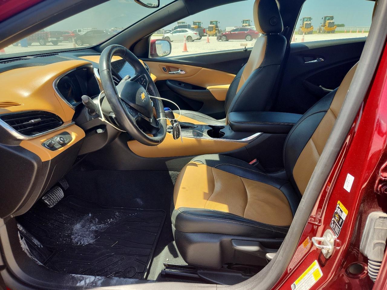 2017 Chevrolet Volt Premier - Image 7