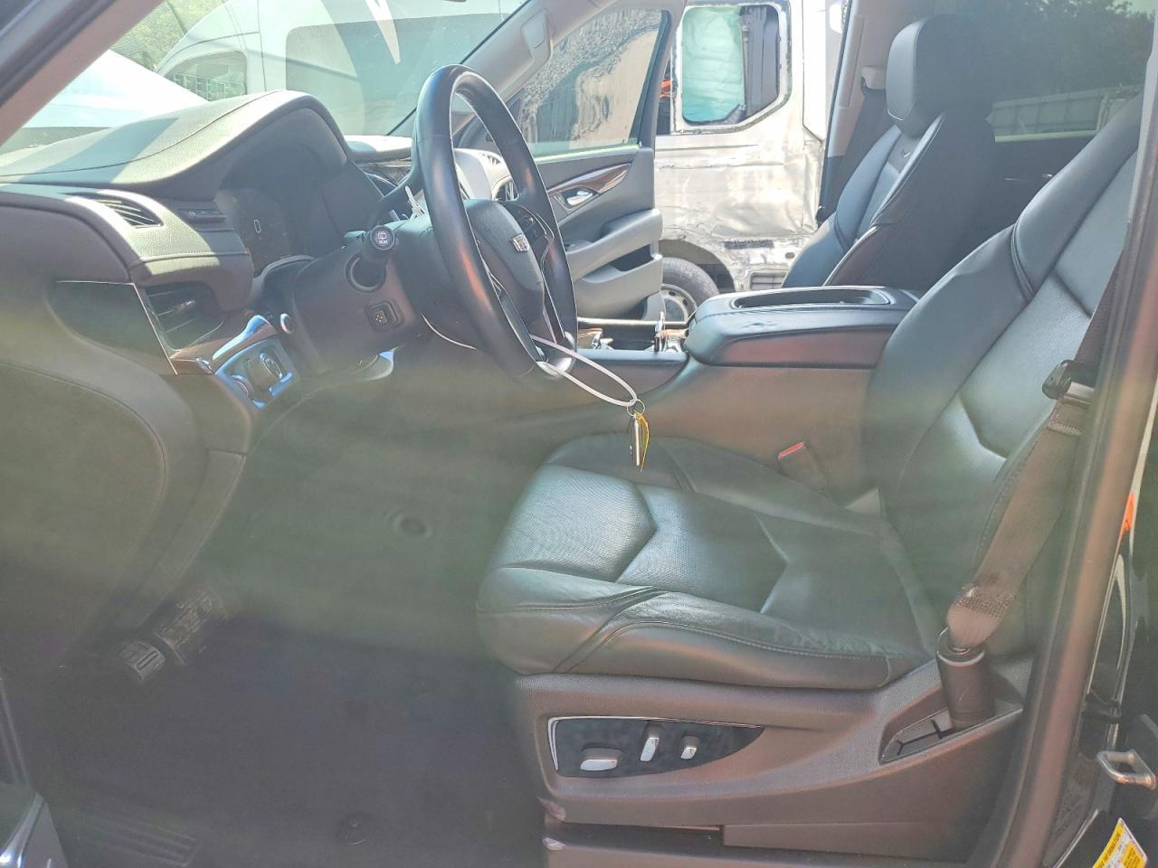 2015 Cadillac Escalade Luxury - Фото 7