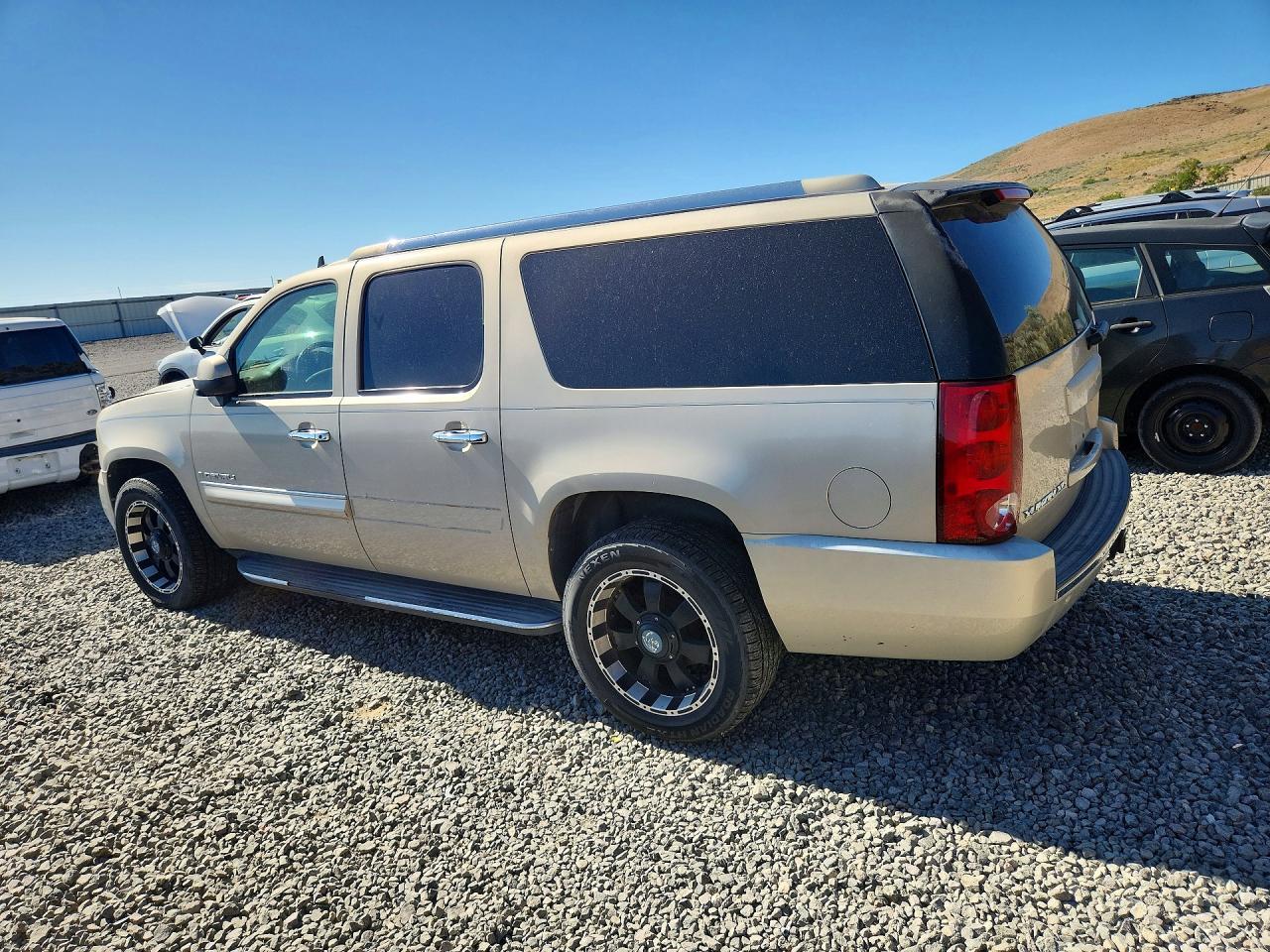 2007 GMC Yukon Xl Denali - Фото 2