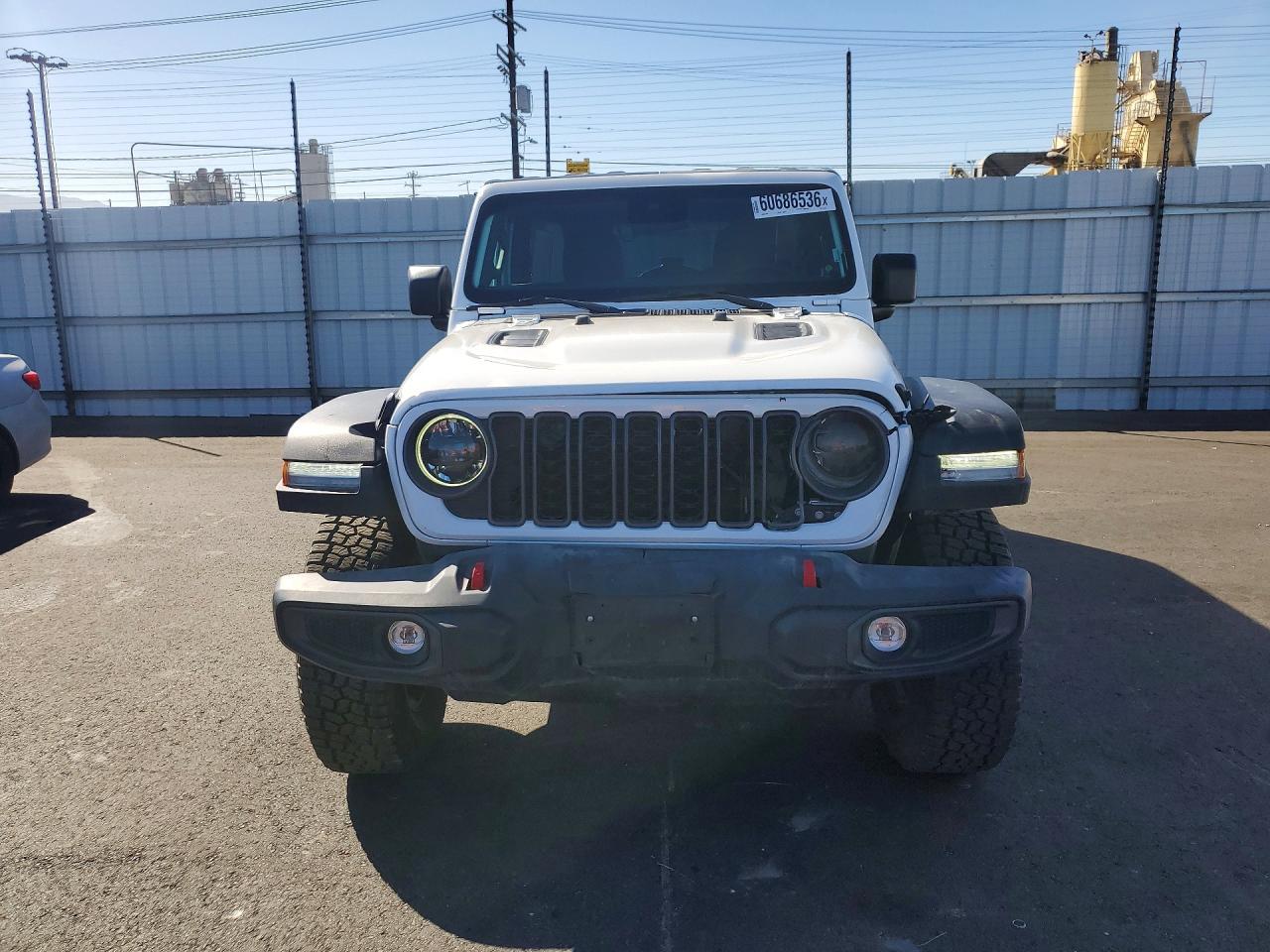 2025 Jeep Wrangler Rubicon - Image 5