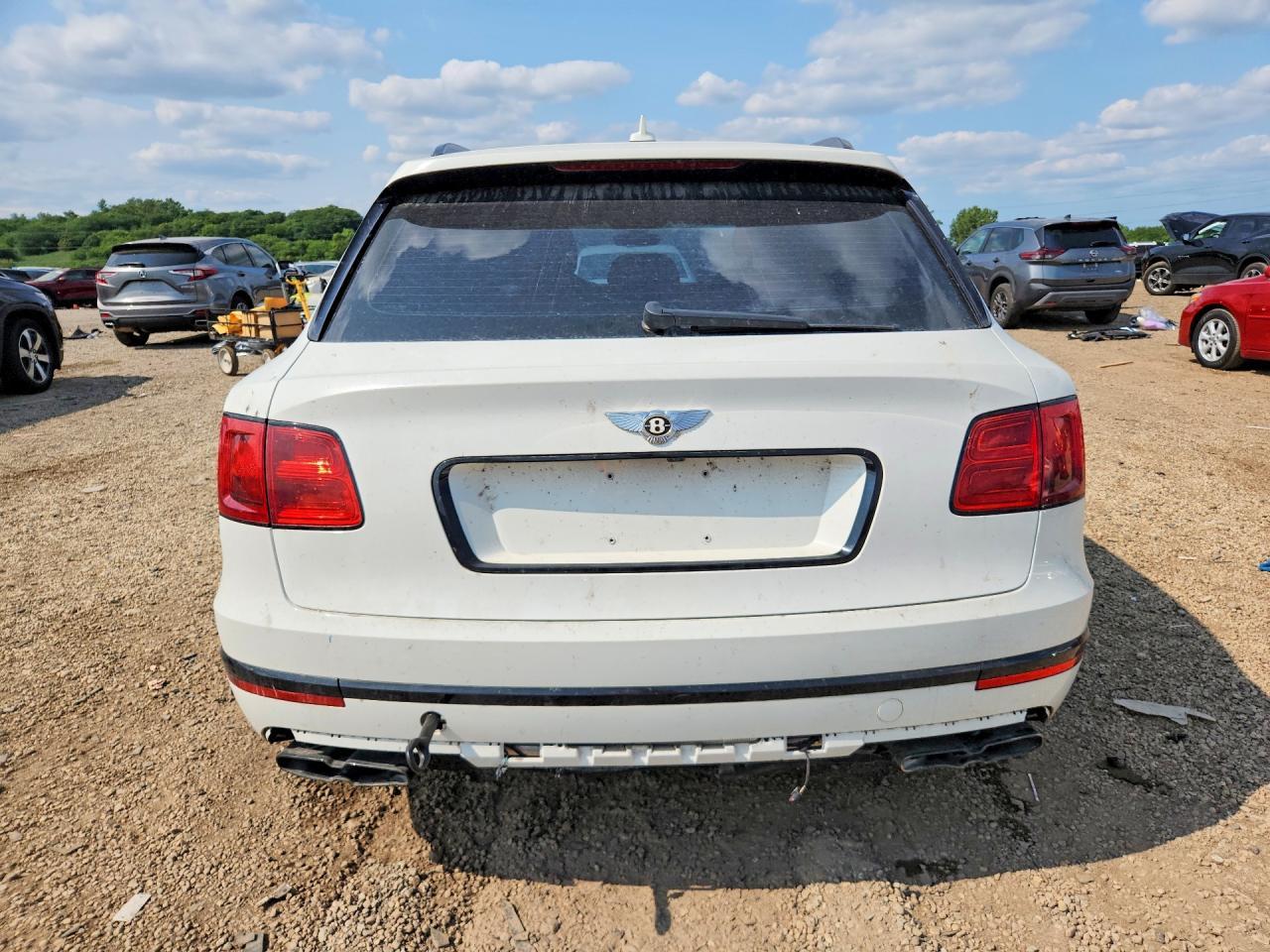 2020 Bentley Bentayga - Фото 6