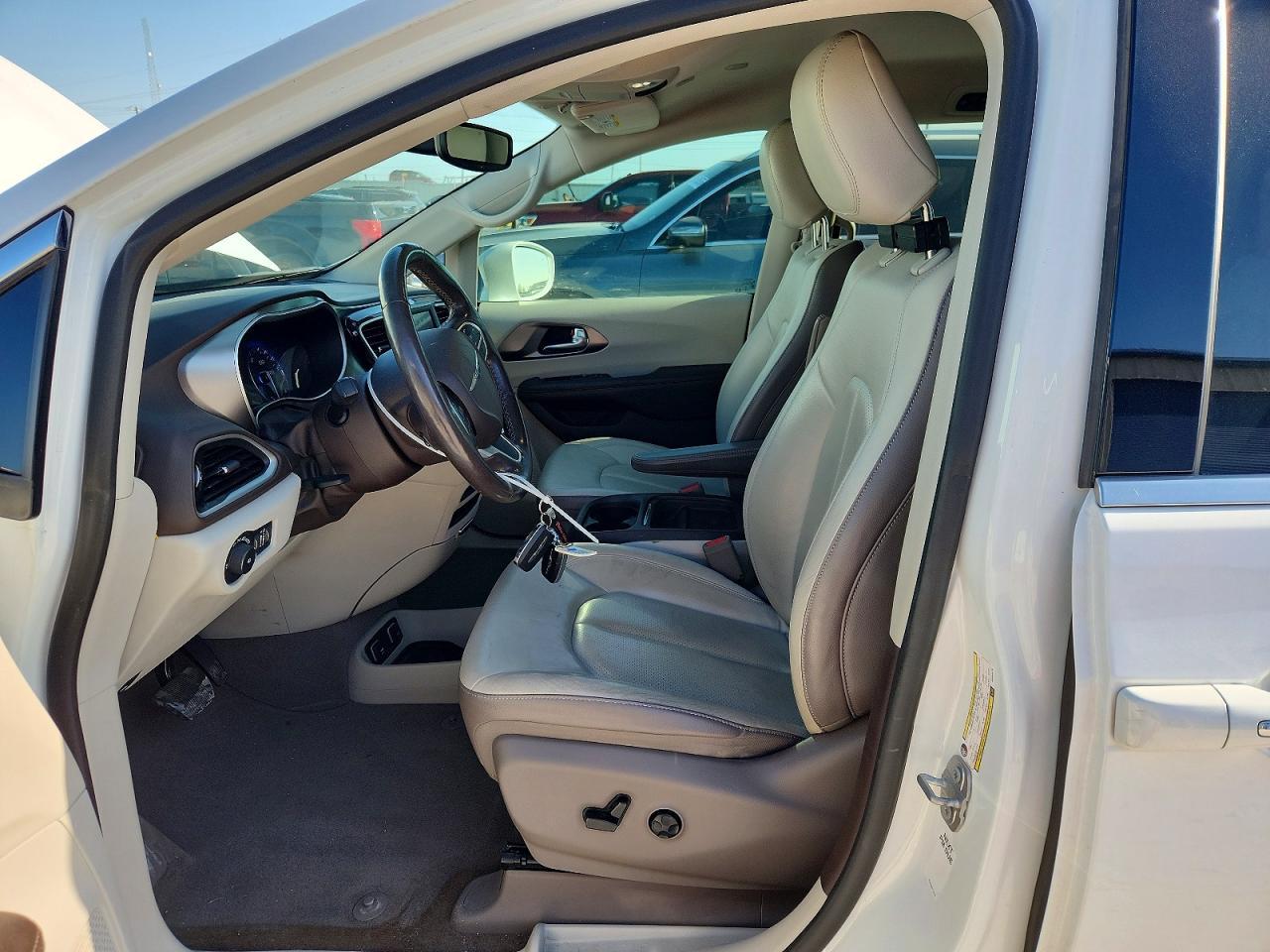 2019 Chrysler Pacifica Touring L - Фото 7