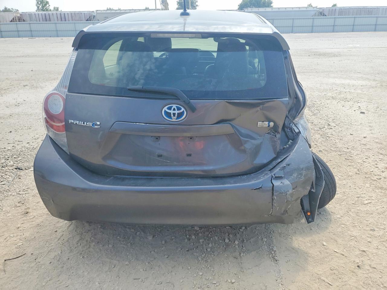 2013 Toyota Prius C Four - Фото 6