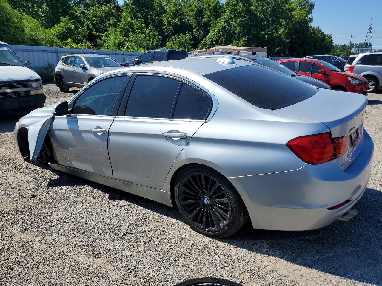 2013 BMW 328 Xi - Фото 2