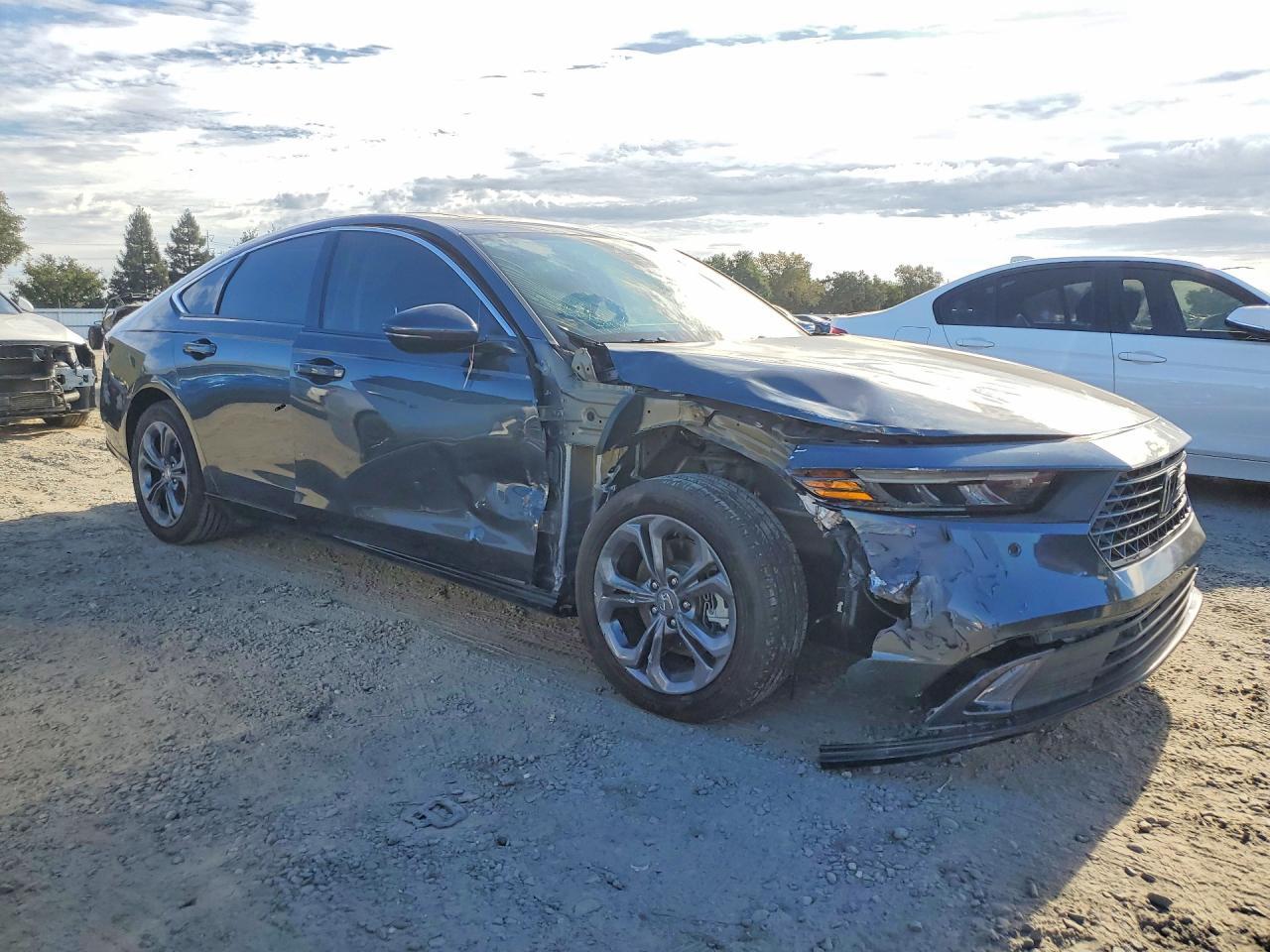 2025 Honda Accord Hybrid Exl - Фото 4
