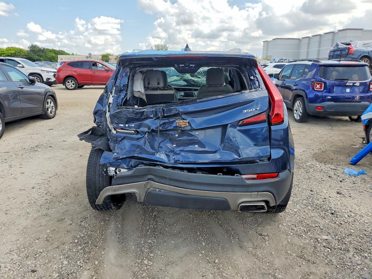 2021 Cadillac Xt4 Premium Luxury - Фото 6